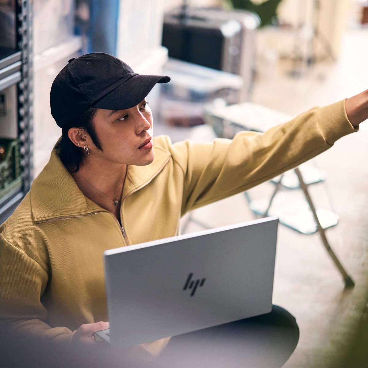 HP Pavilion Plus 14-ew1006na Intel Core Ultra 5 125H Laptop 35.6 cm (14") WQXGA 16 GB LPDDR5x-SDRAM 512 GB SSD Wi-Fi 6E (802.11ax) Windows 11 Home AI PC Silver - Image 11