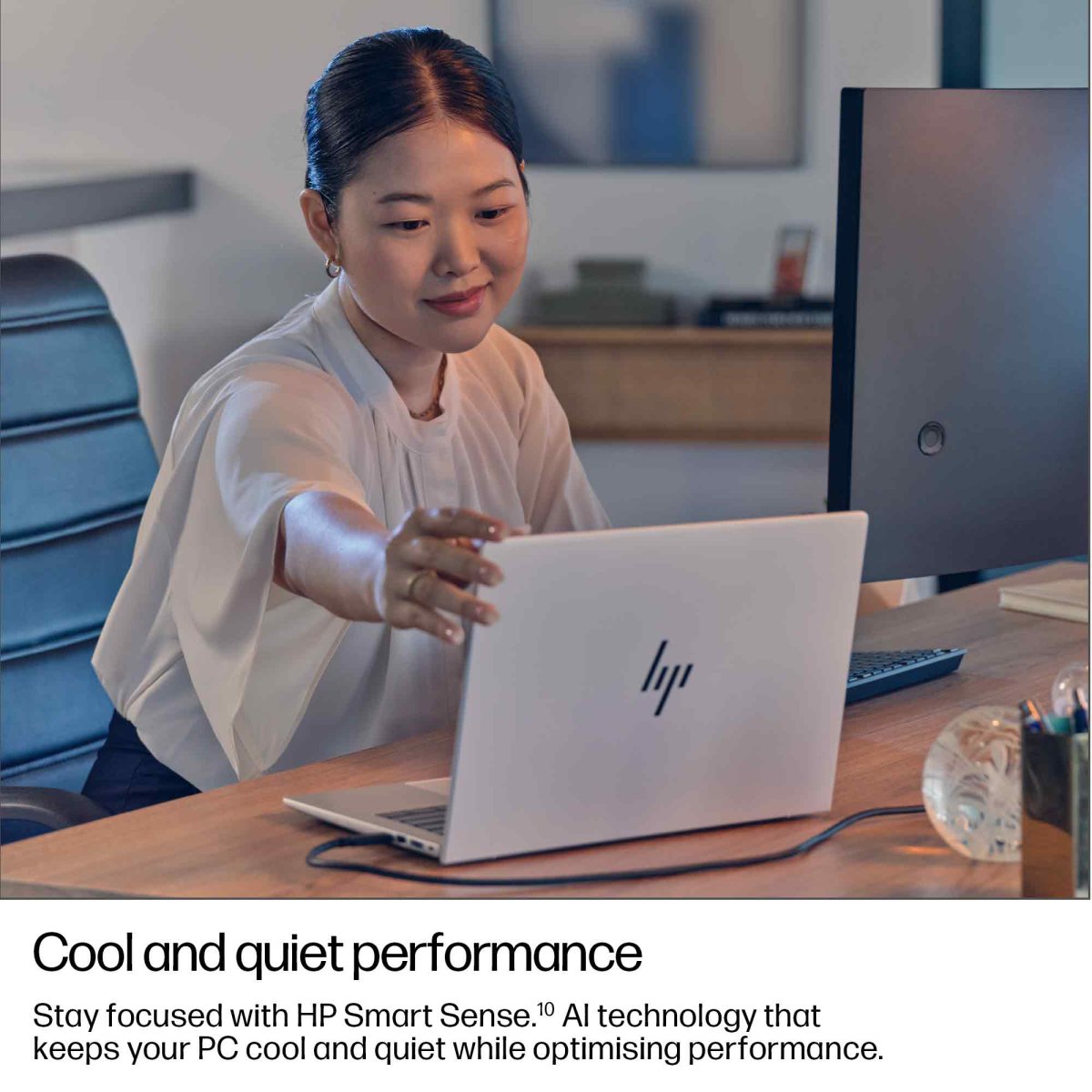 HP EliteBook 8 G1i Intel Core Ultra 5 225U Laptop 40.6 cm (16") WUXGA 16 GB DDR5-SDRAM 512 GB SSD Wi-Fi 7 (802.11be) Windows 11 Pro AI PC Silver - Image 2